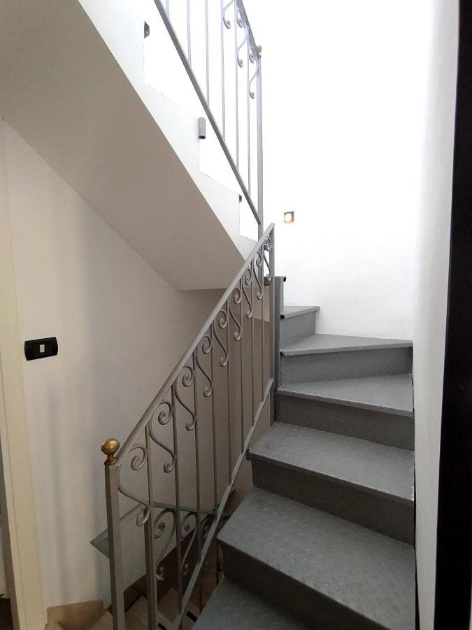 דירות אטרי Casa In Centro Storico Vista Gran Sasso מראה חיצוני תמונה